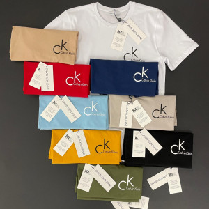 Nammy's chic Logo