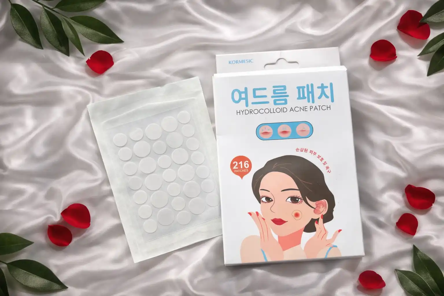 Hydrocolloid acne patches image by Norrir Deluxe