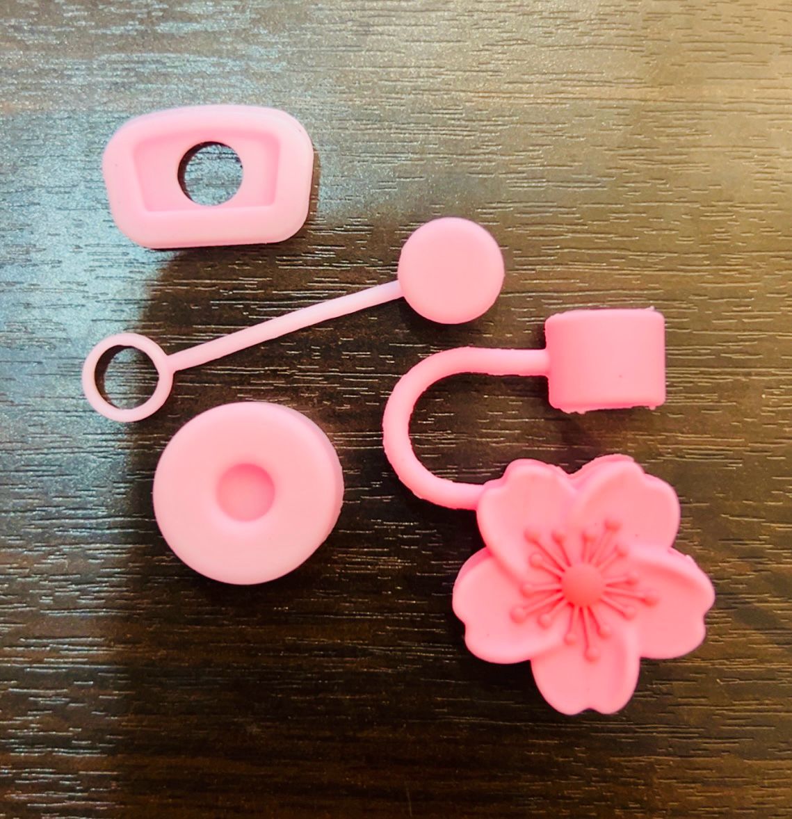 Stopper and straw cover image by DBS MALL
