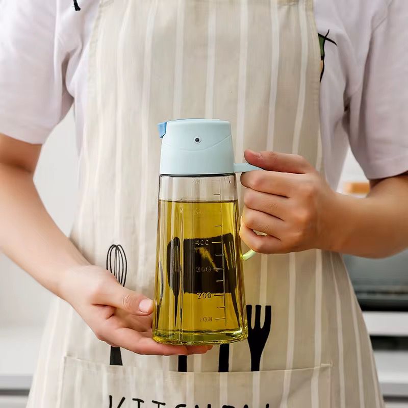Oil spray bottle image by DBS MALL