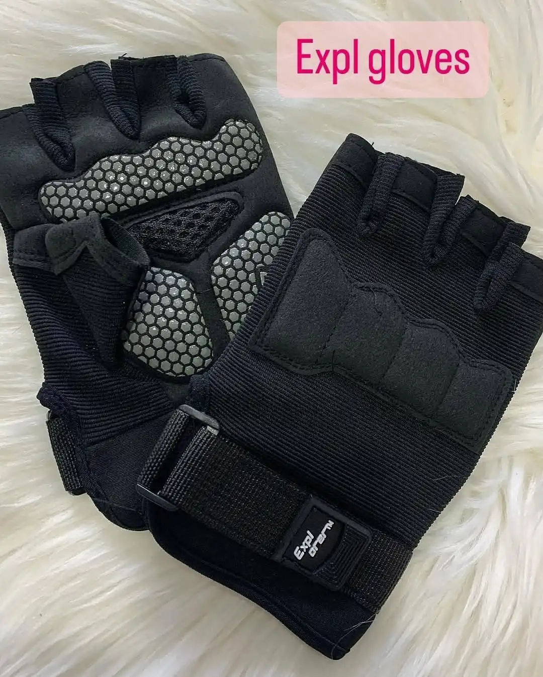 EXPL Gloves (Black) image by Muscly Fitness Shop