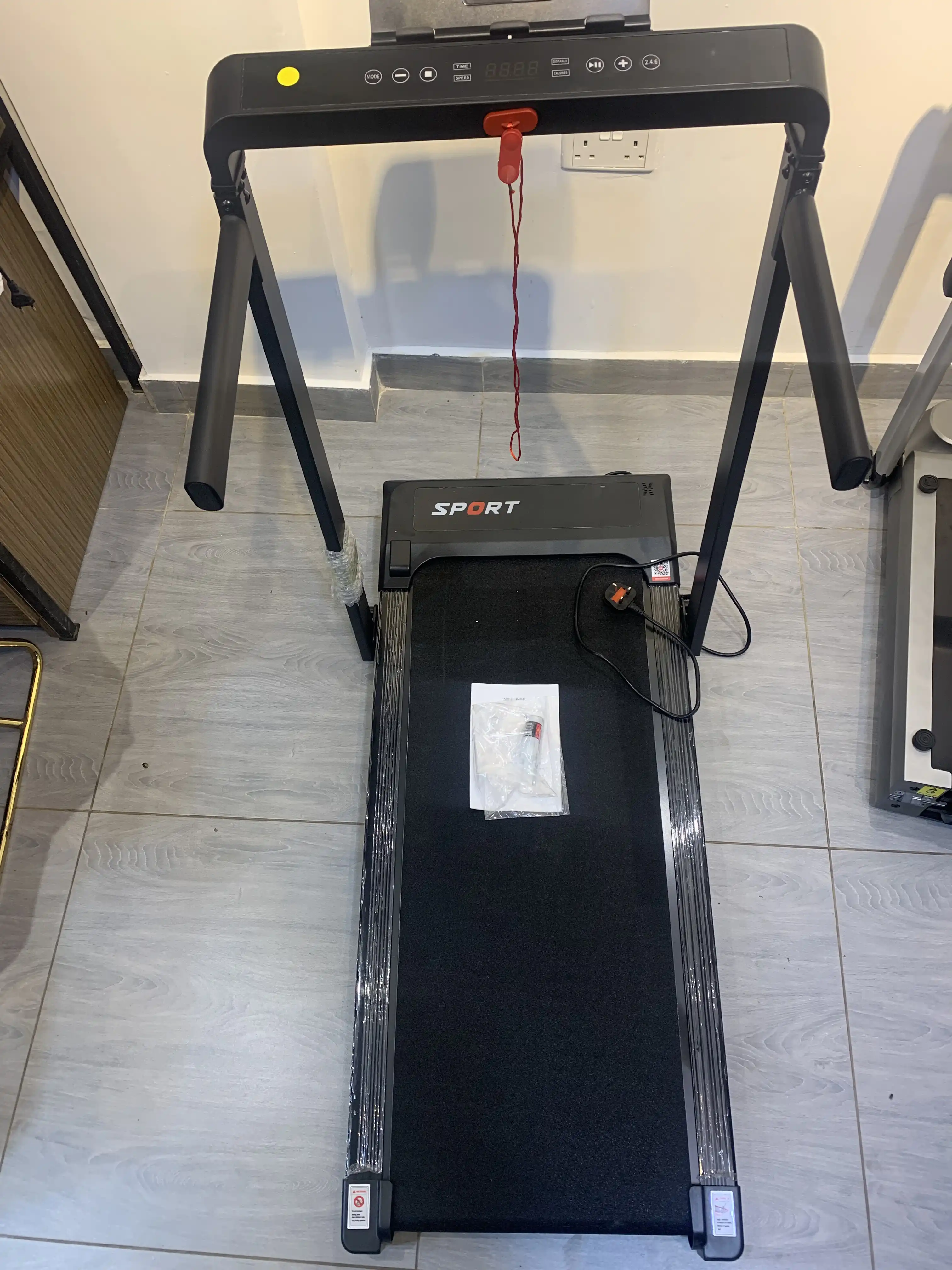 Incline Walking Pad with Handle Bar and Armrest & App - 120kg Capacity image by Muscly Fitness Shop