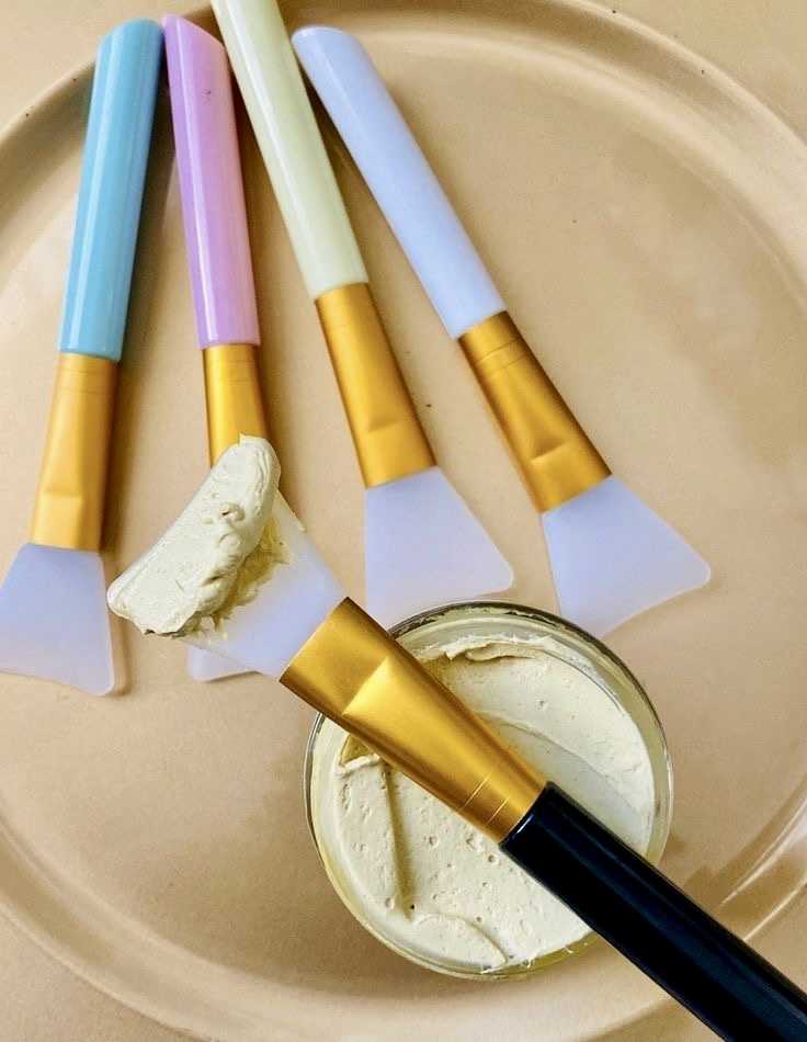 Face mask Applicator image by Allrani_Organics
