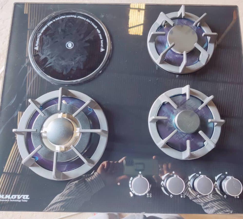Innova built in gas hob with 3Burner + 1 electric image by Jude verse 20 enterprise